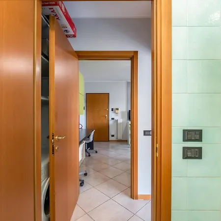 Smart W Workspace In Apartment *
