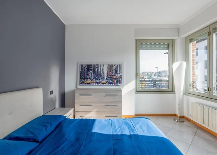 Smart W Workspace In Apartment Bergamo